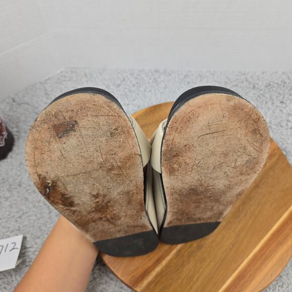 Emme Parsons Womens 38 Folded Slide White Black Leather Crossover Daily Sandals - Picture 8 of 11